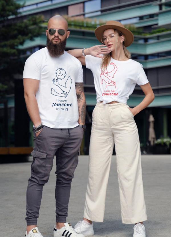 Baju dengan desain minimalis dan simpel